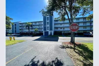 7640 NW 18th St, Unit #401, Margate, FL 33063 - Photo 2