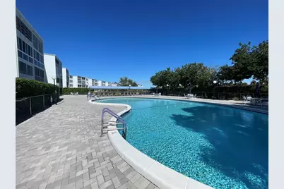 7640 NW 18th St, Unit #401, Margate, FL 33063 - Photo 4
