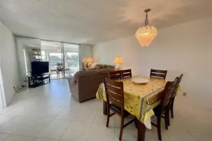 7640 NW 18th St, Margate, FL 33063 - Photo 6