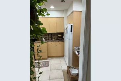 246  Dixie Blvd, Delray Beach, FL 33444 - Photo 2