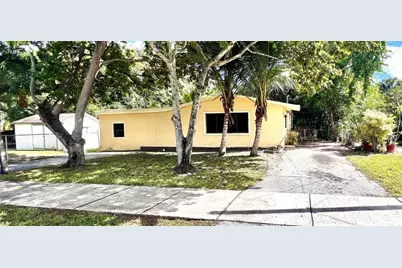 6000 NW 41st Ter, North Lauderdale, FL 33319 - Photo 2