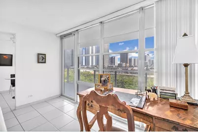 230  174th St, Unit #901, Sunny Isles Beach, FL 33160 - Photo 10