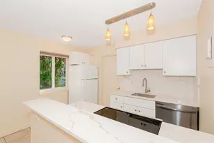 2581 NE 11th Ct, Pompano Beach, FL 33062 - Photo 10