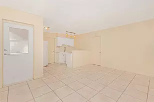 2581 NE 11th Ct, Pompano Beach, FL 33062 - Photo 6