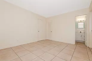 2581 NE 11th Ct, Pompano Beach, FL 33062 - Photo 24