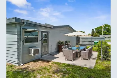 845 SE Airoso Blvd, Port Saint Lucie, FL 34983 - Photo 20