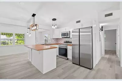 845 SE Airoso Blvd, Port Saint Lucie, FL 34983 - Photo 16