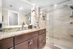 800 NE 195th St, Miami, FL 33179 - Photo 20