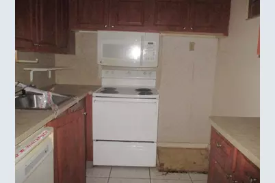 427  Windsor S, Unit #427, West Palm Beach, FL 33417 - Photo 4