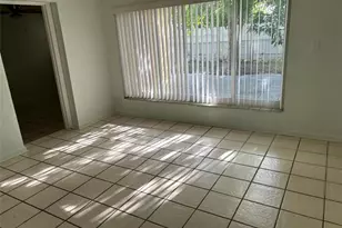 701 W Evanston Cir, Fort Lauderdale, FL 33312 - Photo 18