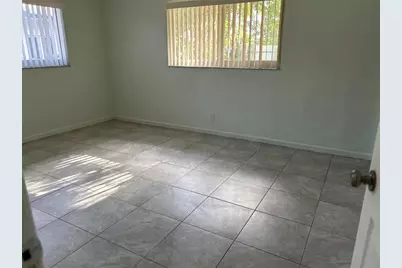 701 W Evanston Cir, Fort Lauderdale, FL 33312 - Photo 30