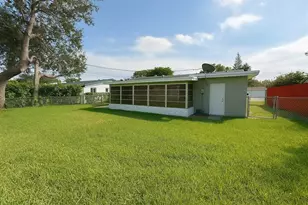 6721 McClellan St, Hollywood, FL 33024 - Photo 8