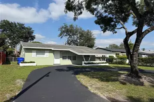 6721 McClellan St, Hollywood, FL 33024 - Photo 1