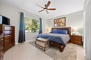 325 NE 34th St, Oakland Park, FL 33334 - Photo 12