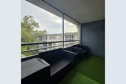 4898 NW 29th Ct, Unit #412, Lauderdale Lakes, FL 33313 - Photo 22