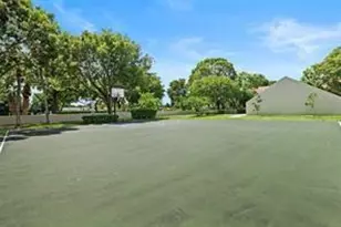 504 Gardens Dr, Pompano Beach, FL 33069 - Photo 30