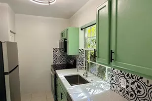 1217 NW 7th Ave, Fort Lauderdale, FL 33311 - Photo 2