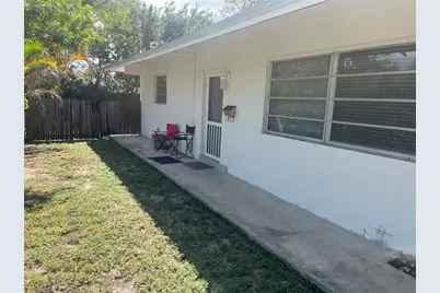 222 NE 23rd Ave, Unit #2, Pompano Beach, FL 33062 - Photo 8