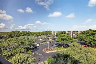 1000 Colony Point Cir, Pembroke Pines, FL 33026 - Photo 44