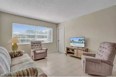 4700 NW 35th St, Unit #507, Lauderdale Lakes, FL 33319 - Photo 4