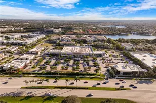 1030 NW 107th Ave, Pembroke Pines, FL 33026 - Photo 38