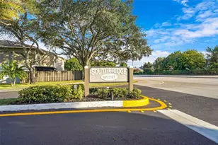 1030 NW 107th Ave, Pembroke Pines, FL 33026 - Photo 30