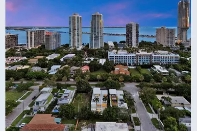 2130  S Miami Ave, Miami, FL 33129 - Photo 10