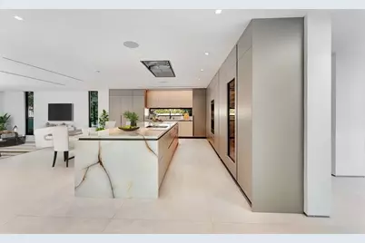 2130  S Miami Ave, Miami, FL 33129 - Photo 30