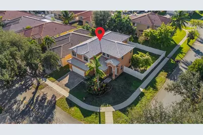 2704 SW 128th Ave, Miramar, FL 33027 - Photo 2