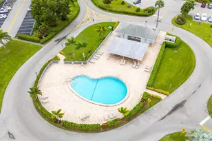 485 Grantham F, Deerfield Beach, FL 33442 - Photo 32