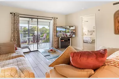 2334 S Cypress Bend Dr, Unit #302, Pompano Beach, FL 33069 - Photo 20