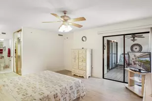 2334 S Cypress Bend Dr, Pompano Beach, FL 33069 - Photo 22