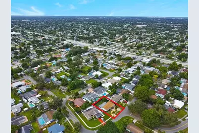 300 SW 65th Way, Pembroke Pines, FL 33023 - Photo 32