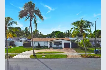 300 SW 65th Way, Pembroke Pines, FL 33023 - Photo 1