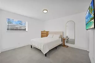 300 SW 65th Way, Pembroke Pines, FL 33023 - Photo 16