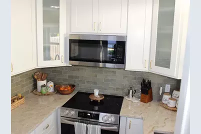 421 SE Solaz Ave, Port Saint Lucie, FL 34983 - Photo 4