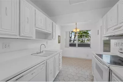 8105 NW 61st St, Unit #A206, Tamarac, FL 33321 - Photo 32