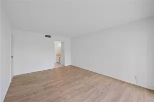 8105 NW 61st St, Tamarac, FL 33321 - Photo 12