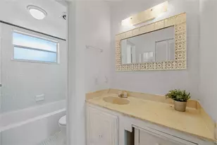 8105 NW 61st St, Tamarac, FL 33321 - Photo 14