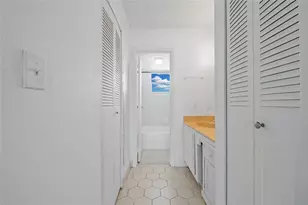 8105 NW 61st St, Tamarac, FL 33321 - Photo 18