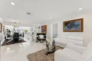 911 NW 7th St, Dania Beach, FL 33004 - Photo 14