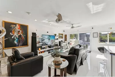 911 NW 7th St, Dania Beach, FL 33004 - Photo 10