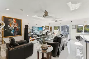 911 NW 7th St, Dania Beach, FL 33004 - Photo 10