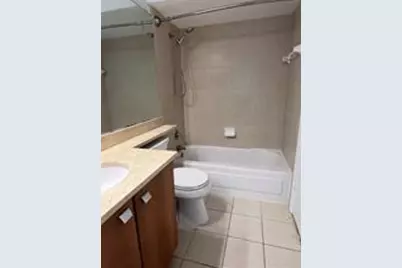 1001  Crystal Way, Unit #B, Delray Beach, FL 33444 - Photo 4