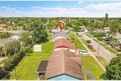8350 NW 46th St, Lauderhill, FL 33351 - Photo 18