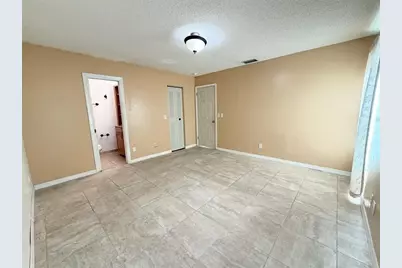 8350 NW 46th St, Lauderhill, FL 33351 - Photo 10