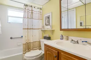 4705 NW 35th St, Lauderdale Lakes, FL 33319 - Photo 6