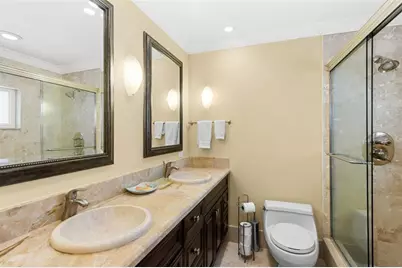 17  Middlesex Dr, Wilton Manors, FL 33305 - Photo 14