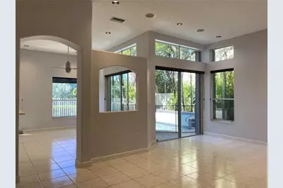 1940  Sweetbay Way, Hollywood, FL 33019 - Photo 2