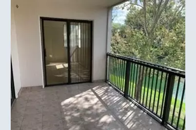 10121 W Sunrise Blvd, Unit #202, Plantation, FL 33322 - Photo 6